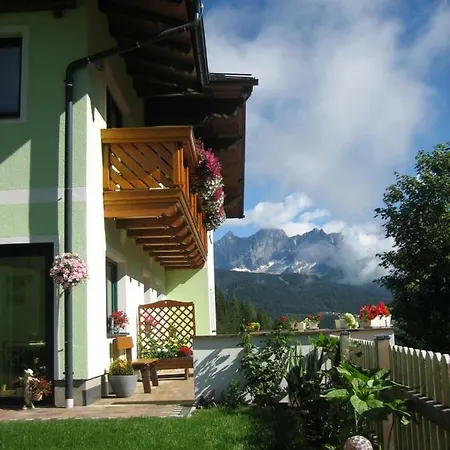 Haus Schuetter Apartman